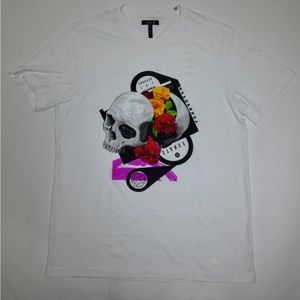 Graphic tee